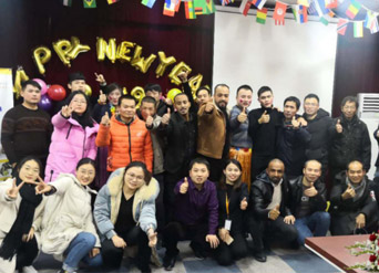 الأنشطة مع العملاء