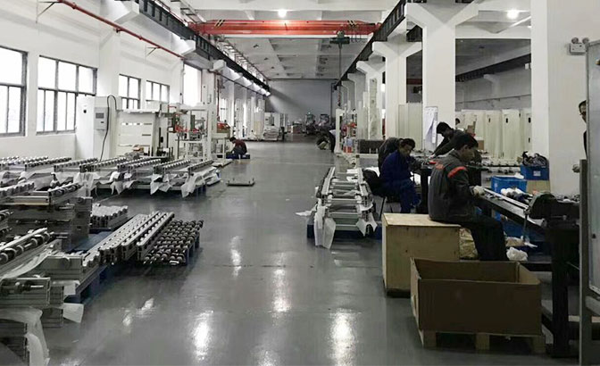 مصنع ماكينات سيني